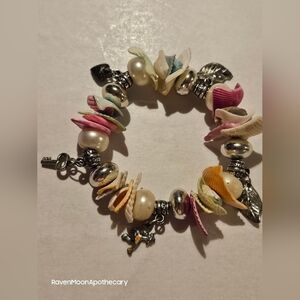 Sea Shell Expandable Bracelet with Charms
